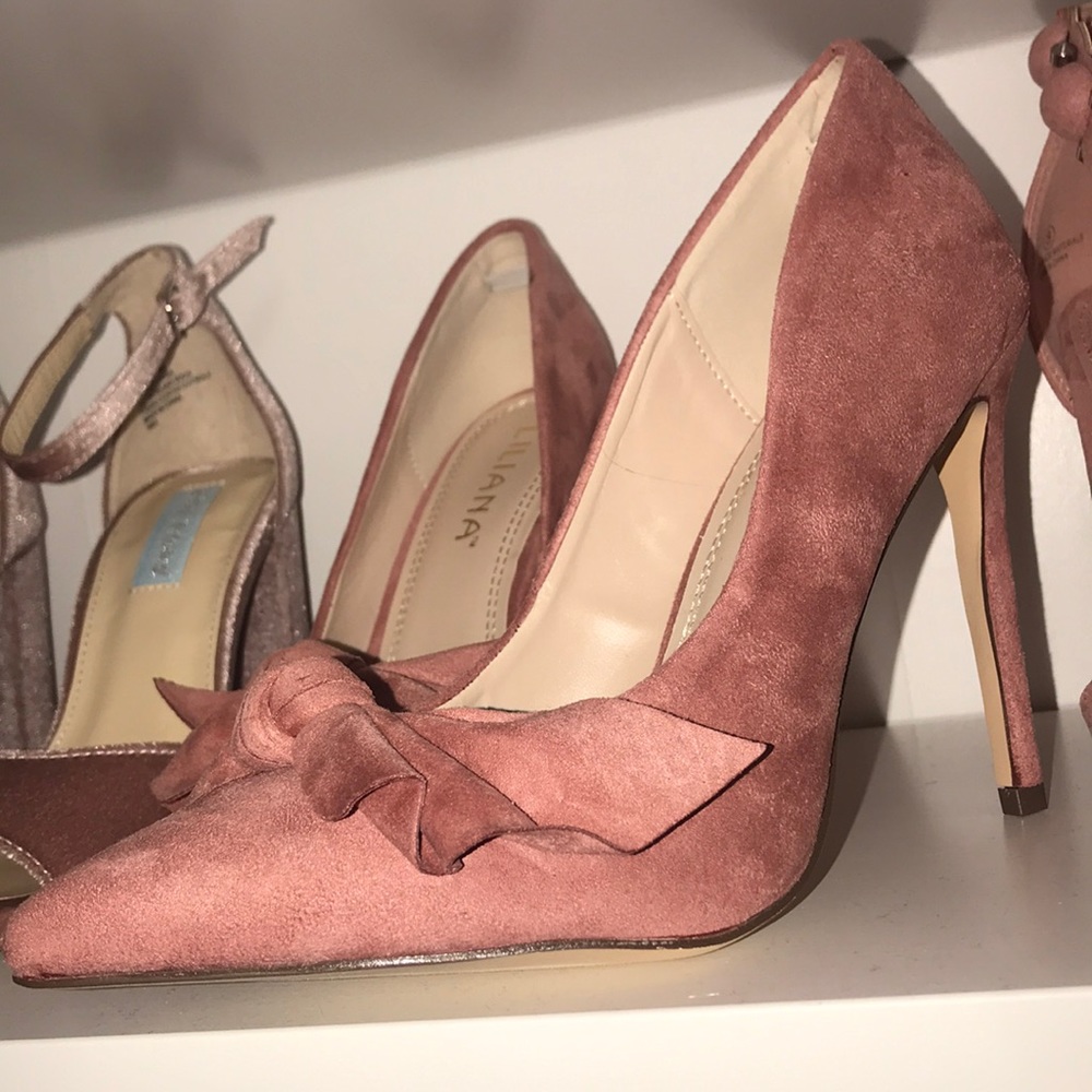 Bow heels BRAND NEW